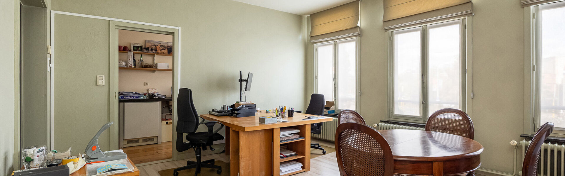 Gebouw voor gemengd gebruik te koop in Sint-Niklaas