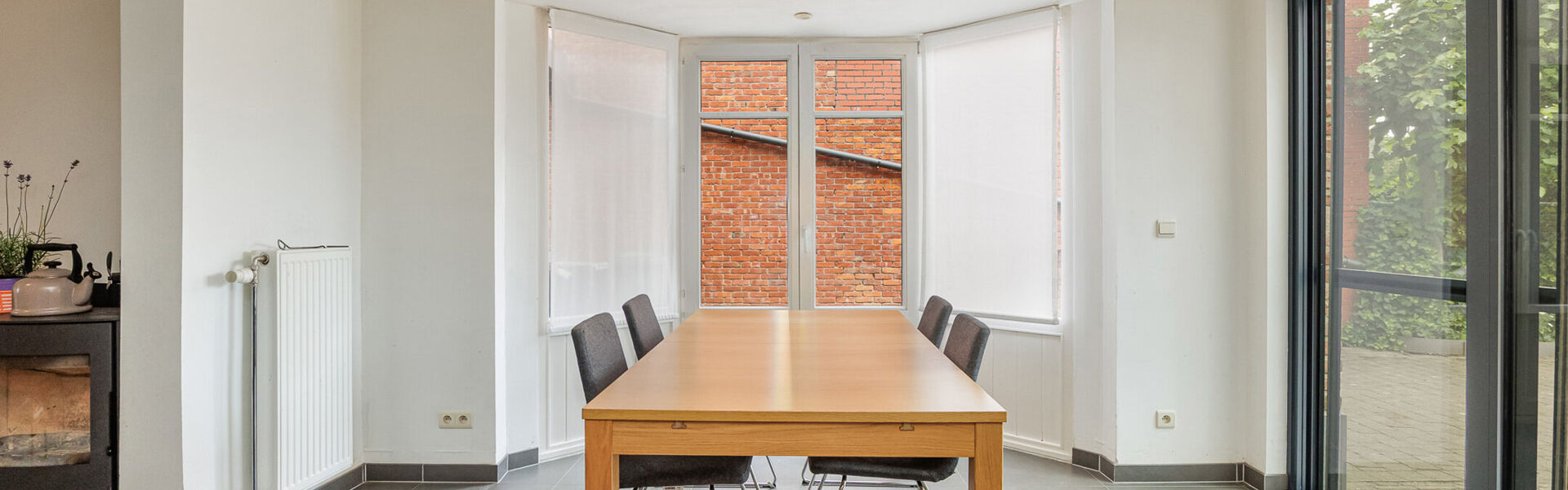 Gebouw voor gemengd gebruik te koop in Waasmunster