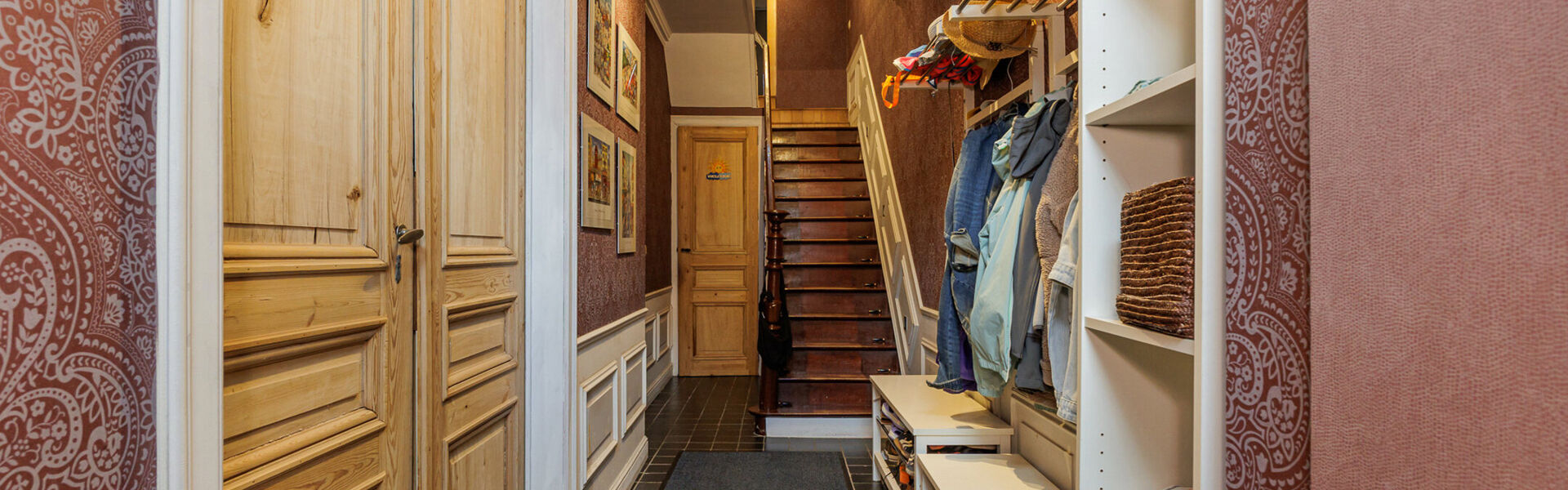 Gebouw voor gemengd gebruik te koop in Waasmunster