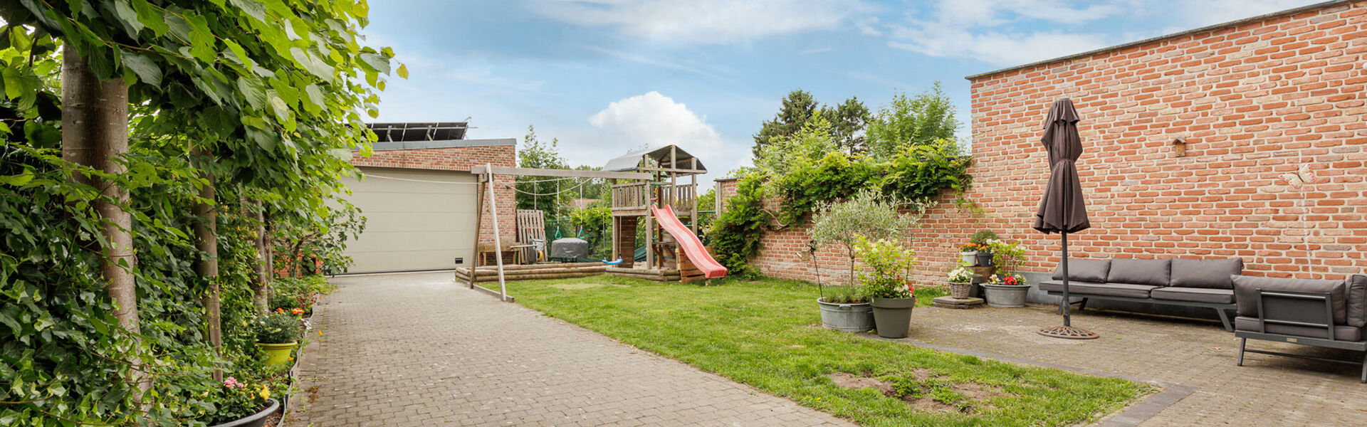 Gebouw voor gemengd gebruik te koop in Waasmunster