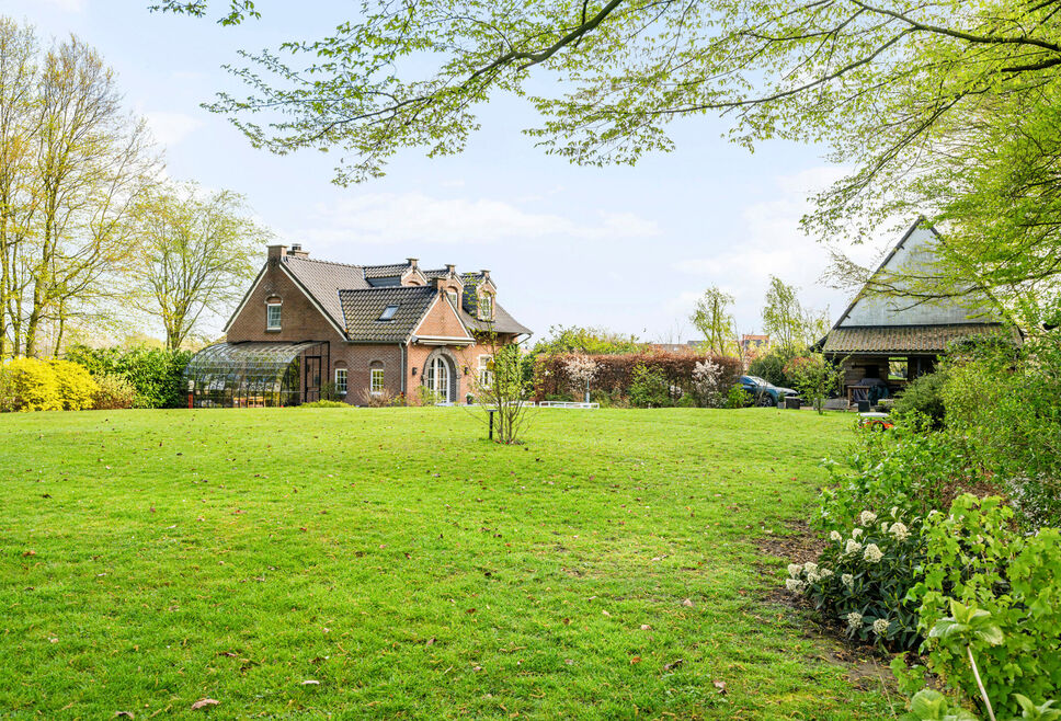 Buitengewoon huis te koop in Temse