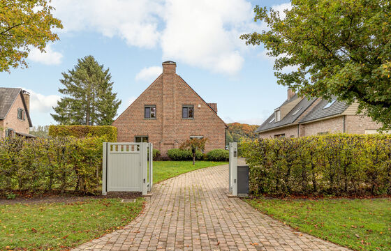 Villa te koop in Waasmunster